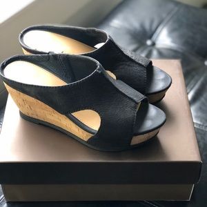 Franco Sarto wedges 🖤